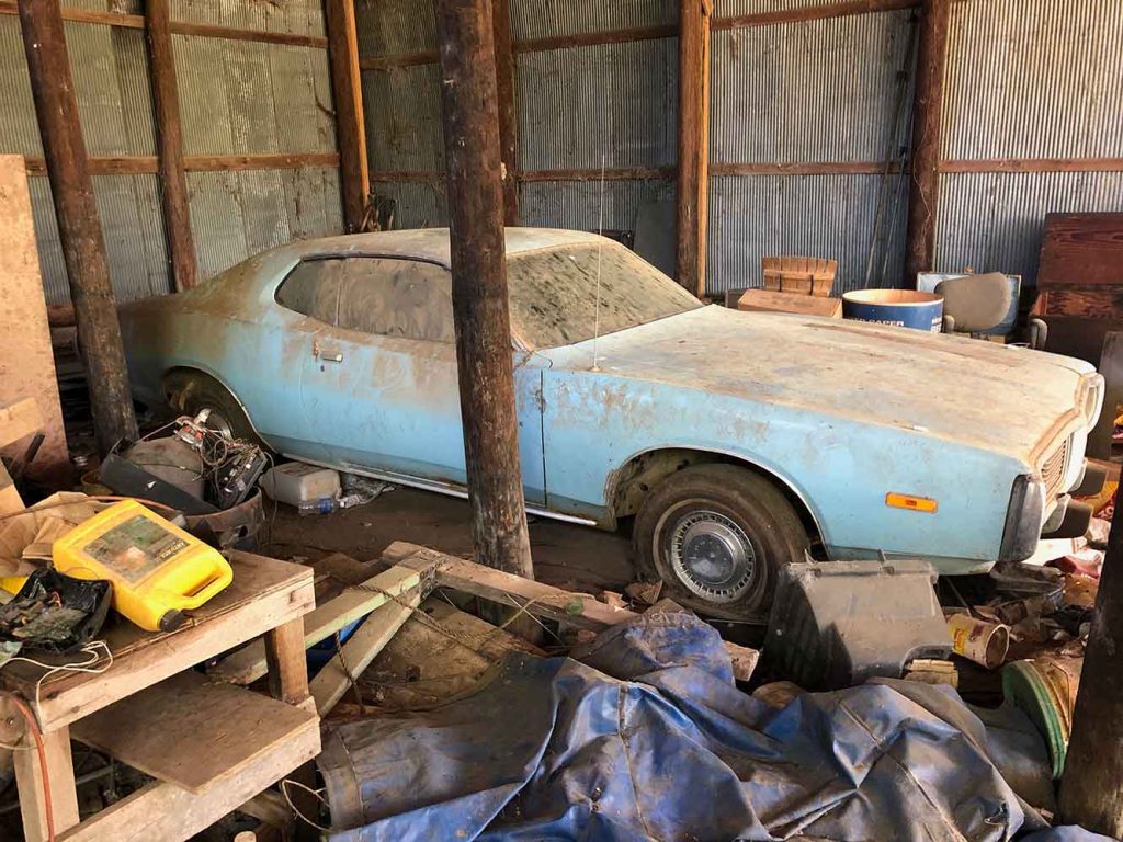 1974 Dodge Charge V8 Barn Find